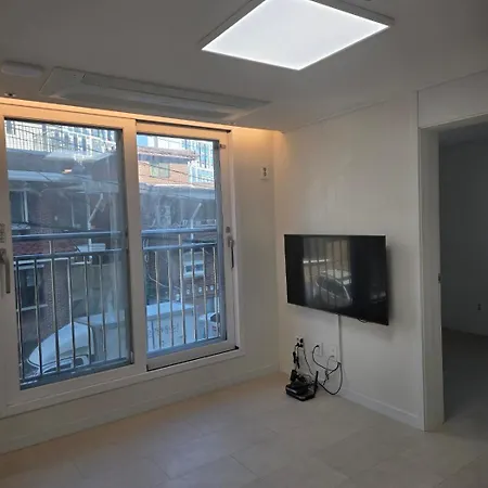 Jungwonjae Apartment